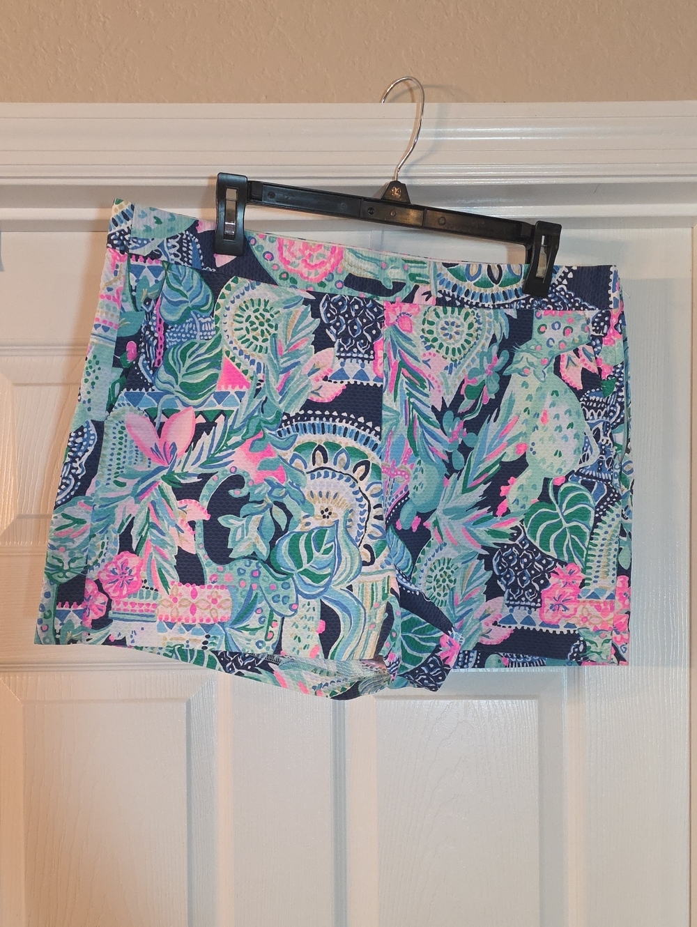 Lilly Pulitzer Shorts Size 14 In Excellent Condition